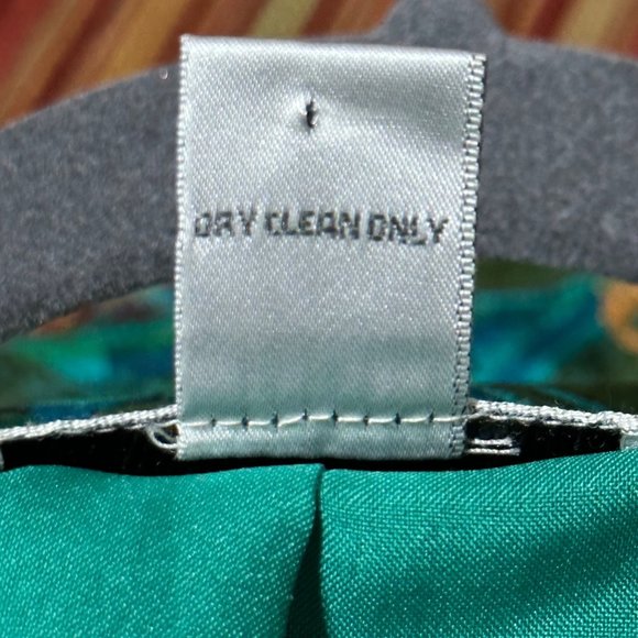 Chico’s women's sz 1 (M/8) green embroidered 100% silk long sleeve bolero jacket - Picture 5 of 6